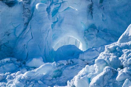 arc in
glacier